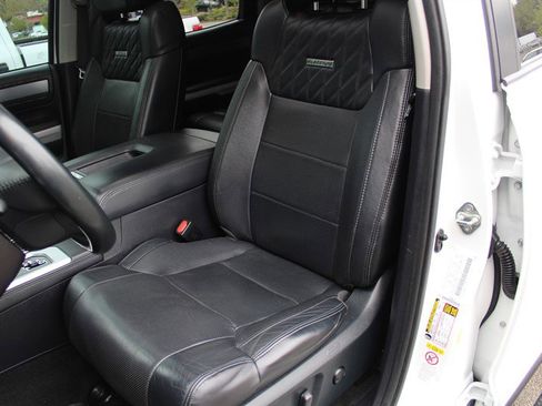 Used 2018 Toyota Tundra Platinum AWD/4WD image 23