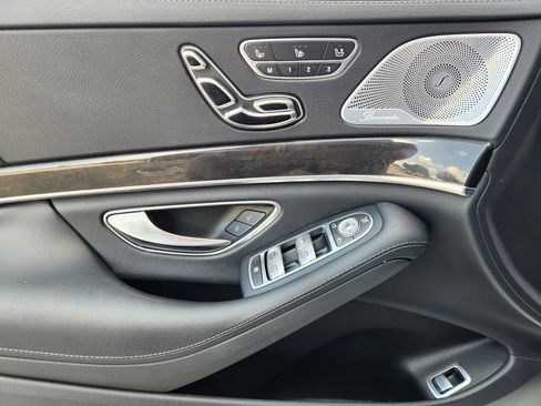 Used 2018 Mercedes-Benz S 450 Sedan image 22
