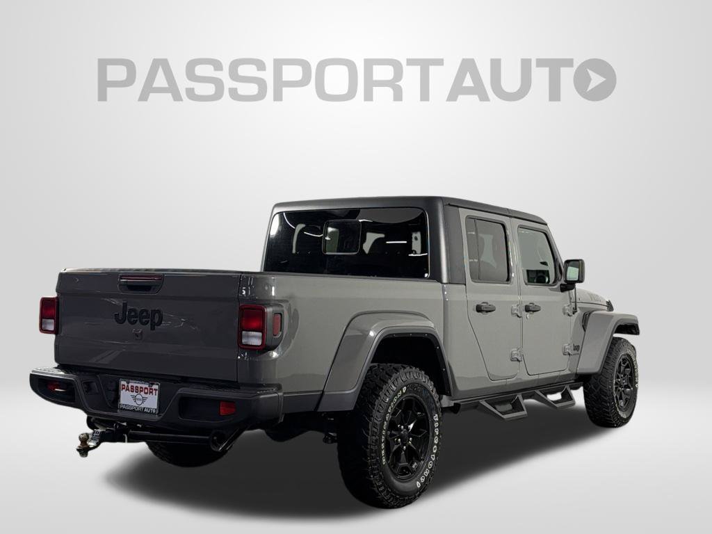 Used 2022 Jeep Gladiator Sport AWD/4WD image 7