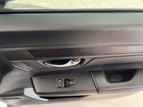 Used 2024 Honda CR-V EX image 15