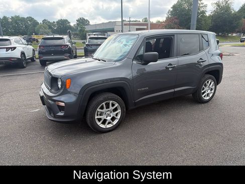 Used 2023 Jeep Renegade Latitude AWD/4WD image 7