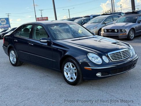 Used 2004 Mercedes-Benz E 320 Sedan image 4