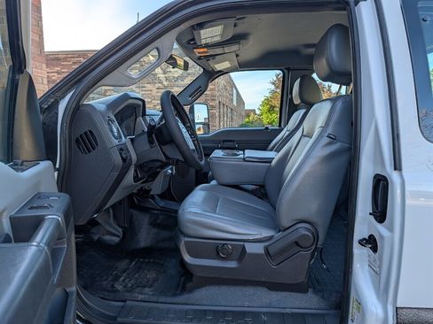 Used 2014 Ford F250 XL w/ Power Equipment Group AWD/4WD image 20
