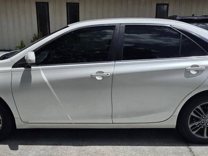 Used 2017 Toyota Camry SE