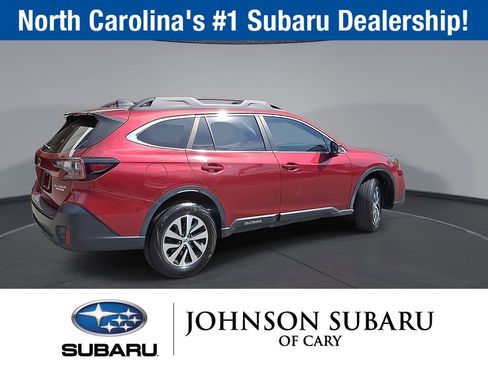 Used 2022 Subaru Outback Premium image 9