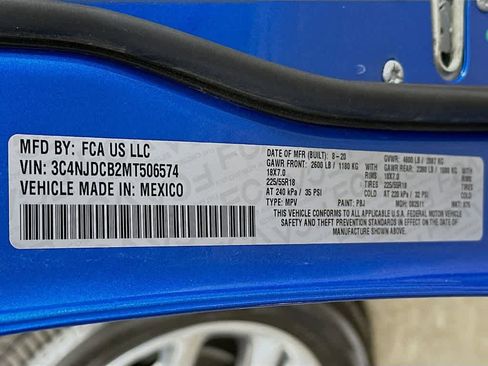 Used 2021 Jeep Compass Limited image 23