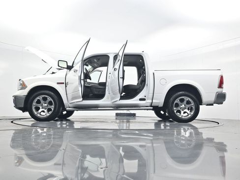 Used 2019 RAM 1500 Laramie w/ Convenience Group image 44