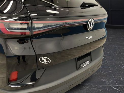 Used 2024 Volkswagen ID.4 Pro AWD/4WD image 34
