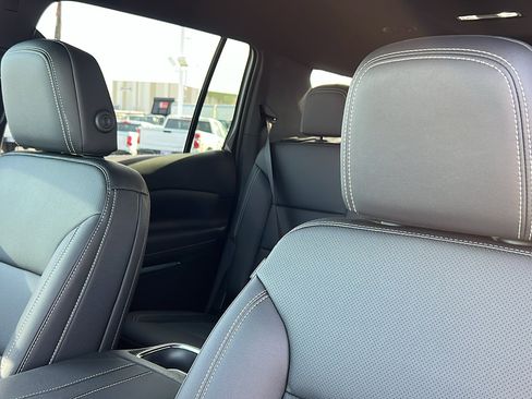 New 2026 Chevrolet Traverse LT w/ Midnight/Sport Edition image 19