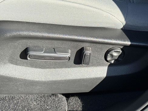 Certified 2019 Honda CR-V EX image 19