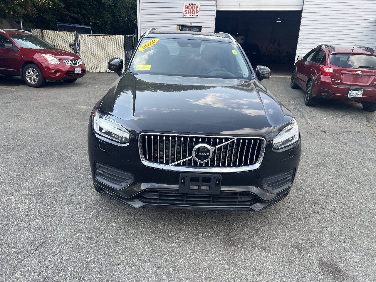 Used 2020 Volvo XC90 T6 Momentum AWD/4WD image 13