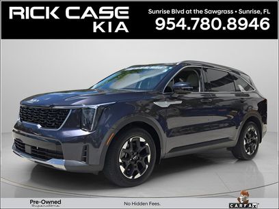 Certified 2025 Kia Sorento S w/ Panoramic Sunroof Package