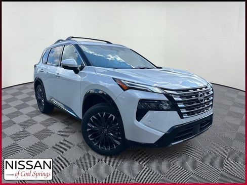 New 2026 Nissan Rogue Platinum w/ Platinum Premium Package AWD/4WD image 1