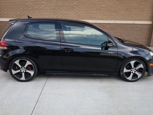 Used 2011 Volkswagen GTI Autobahn image 4