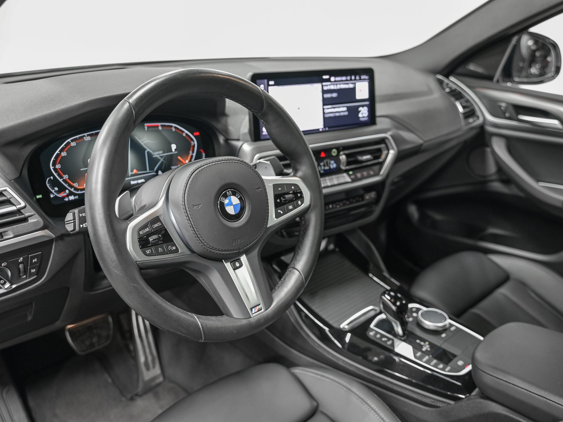 Used 2025 BMW X4 xDrive30i w/ Premium Package AWD/4WD image 15
