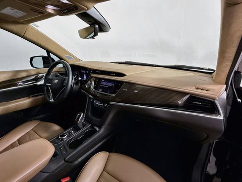 Used 2023 Cadillac XT6 Sport w/ LPO, ONYX Package AWD/4WD image 32