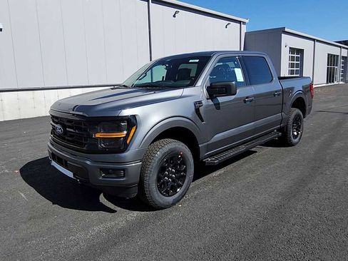 New 2025 Ford F150 XLT w/ Equipment Group 301A Standard image 4