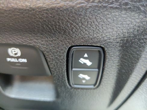 Used 2021 RAM 1500 Limited w/ Night Edition image 37