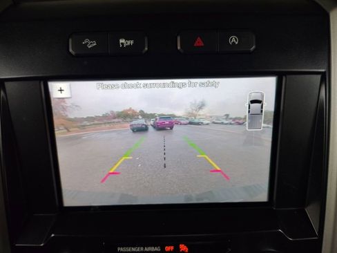 Used 2016 Ford F150 Lariat image 9