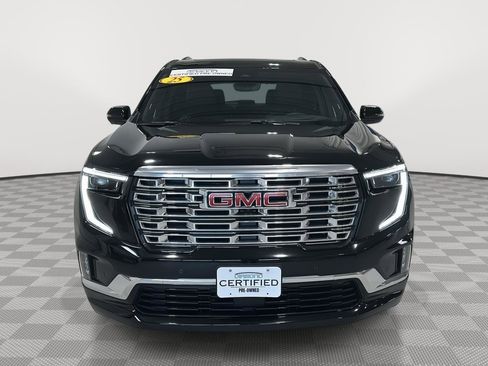 Used 2025 GMC Acadia Denali w/ Super Cruise Package image 8