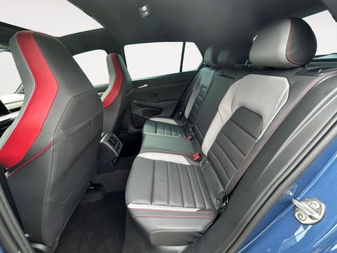 Used 2025 Volkswagen GTI SE FWD image 23