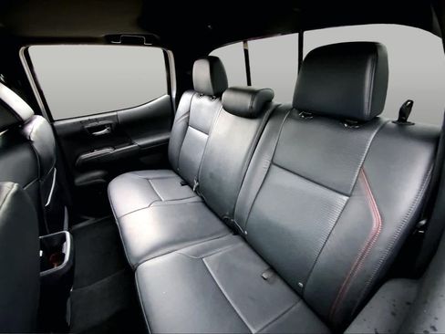 Used 2019 Toyota Tacoma TRD Pro AWD/4WD image 19