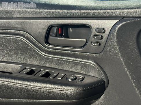 Used 2024 Honda Odyssey EX-L image 22