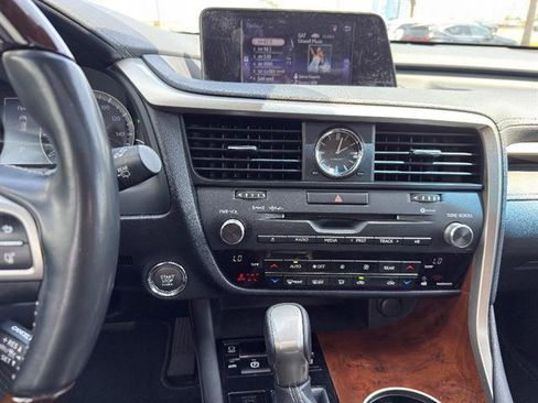 Used 2018 Lexus RX 350L FWD w/ Premium Package image 11