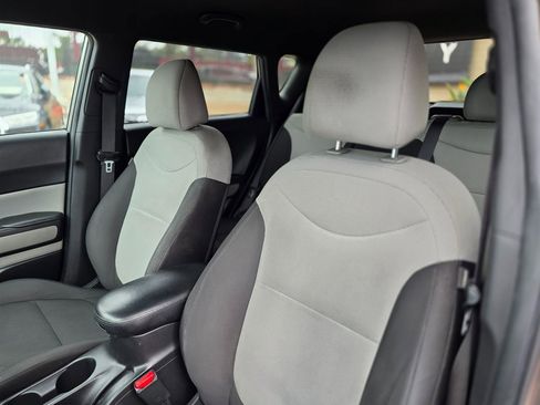 Used 2017 Kia Soul image 22