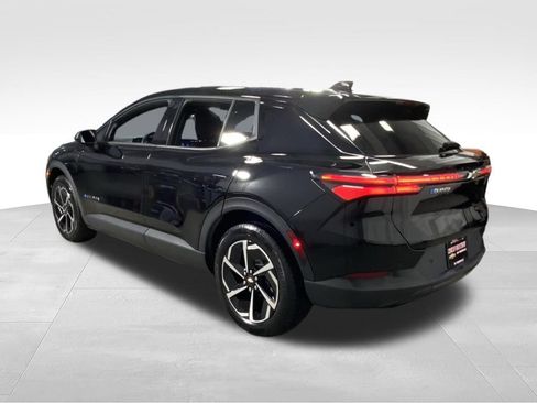 Used 2025 Chevrolet Equinox EV LT FWD image 7