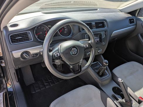 Used 2017 Volkswagen Jetta S FWD image 16