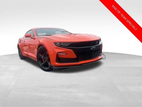 Used 2019 Chevrolet Camaro SS image 1