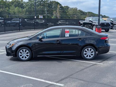 New 2026 Toyota Corolla LE image 3