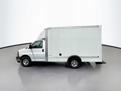 New 2024 Chevrolet Express 3500 w/ Power Convenience Package RWD image 4