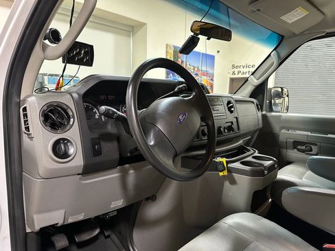 Used 2013 Ford E-150 and Econoline 150 w/ PWR Group image 21