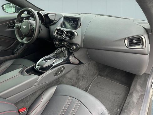 Used 2022 Aston Martin V8 Vantage Roadster image 6