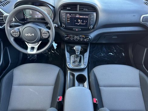 Used 2024 Kia Soul LX w/ Option Group 015 FWD image 14