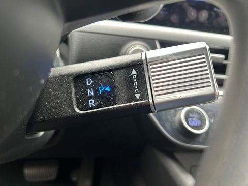 Used 2025 Hyundai Sonata SEL FWD image 32