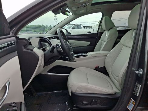 Used 2024 Hyundai Tucson Limited AWD/4WD image 15