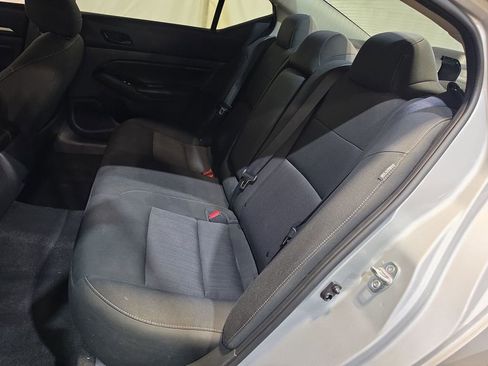 Used 2023 Nissan Altima 2.5 SV FWD image 23