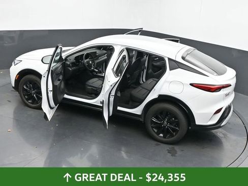 Used 2025 Buick Envista Sport Touring image 65