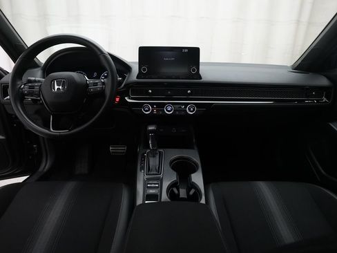 Used 2024 Honda Civic Sport image 5