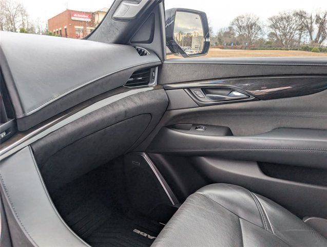 Used 2020 Cadillac Escalade Platinum AWD/4WD image 70