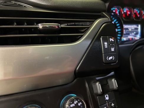 Used 2015 Chevrolet Tahoe LTZ AWD/4WD image 43