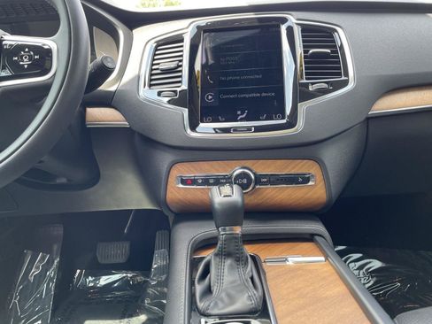 Used 2021 Volvo XC90 T6 Momentum w/ Advanced Package AWD/4WD image 19