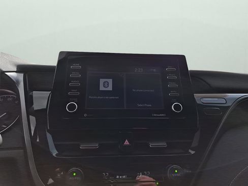 Used 2024 Toyota Camry SE image 37