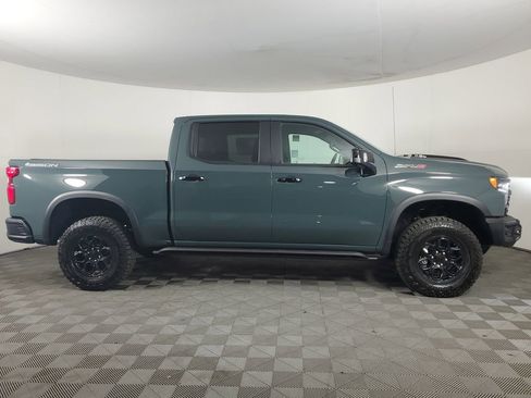 New 2026 Chevrolet Silverado 1500 ZR2 AWD/4WD image 3