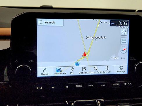 Used 2023 Nissan Pathfinder Platinum FWD image 18