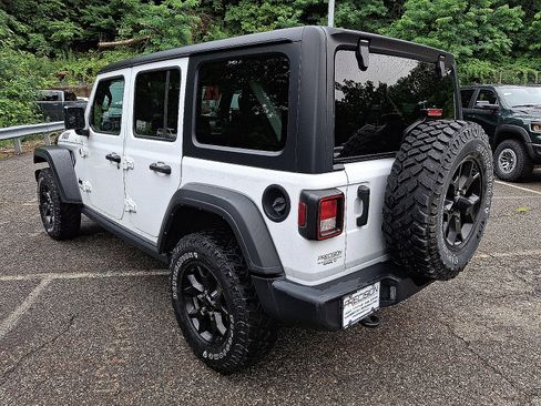 Certified 2022 Jeep Wrangler Unlimited Sport AWD/4WD image 5