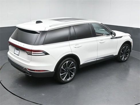 Certified 2025 Lincoln Aviator Reserve w/ Equipment Group 201A image 53